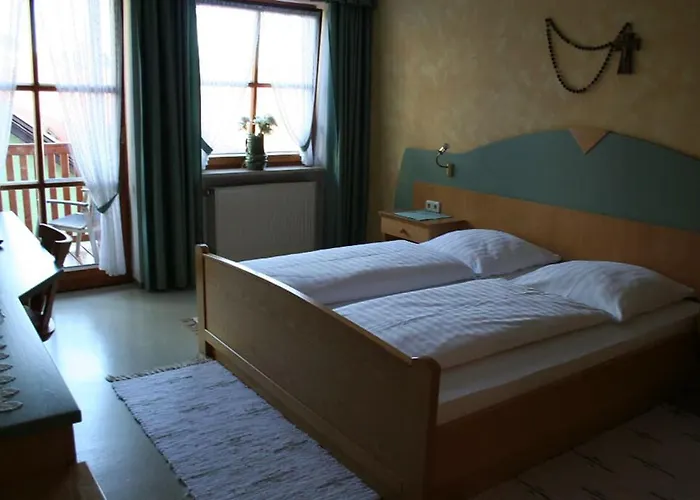 Cafe-baeckerei-pension Weigl