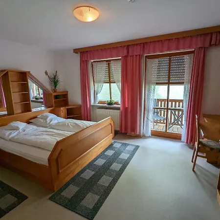 Cafe-baeckerei-pension Weigl